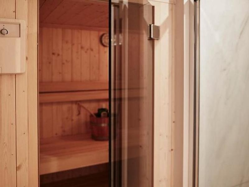 9DF52A338F1DD061D3E6BDEE79D72917