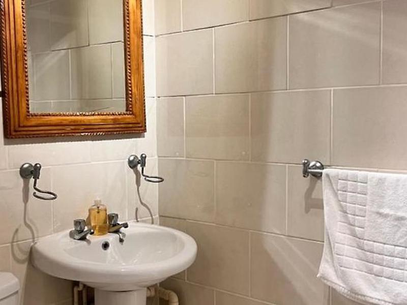 E7F429386A52860DCC400933F381FA80