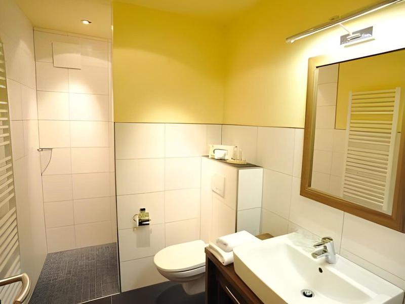 5858E3EC49C0F8C7CF35962A5316007A