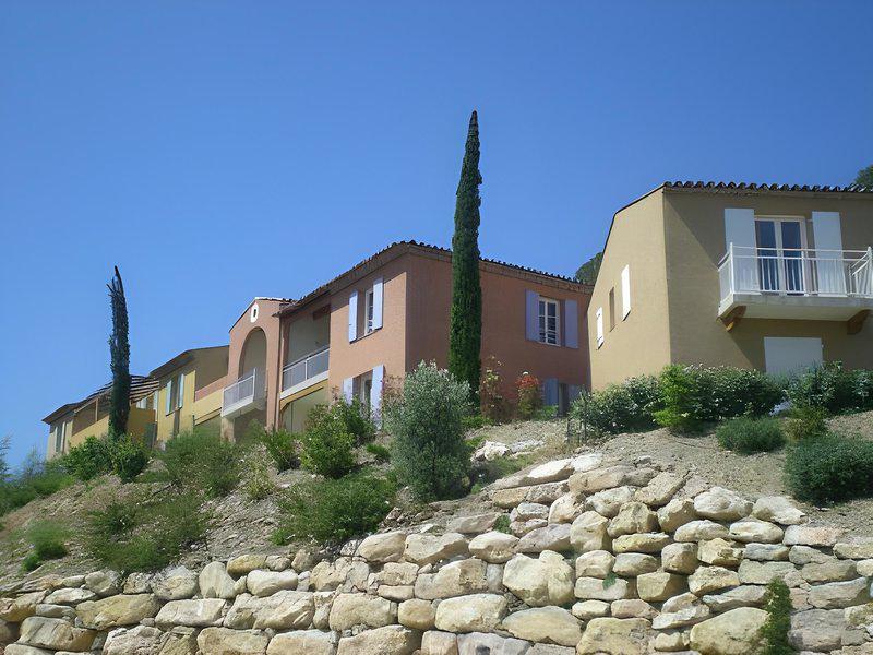 B17CF120A83E1C551E17D0E6BBFD05C7