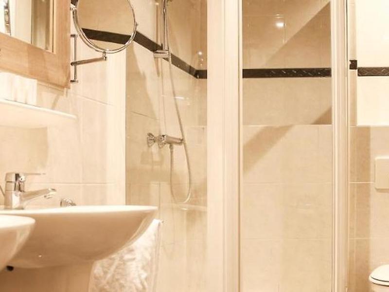 7677556E0A61BB22B280ED1510691059