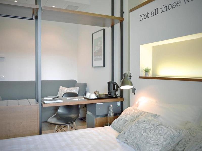 4F67246995A24FF21978E24EE9F80759