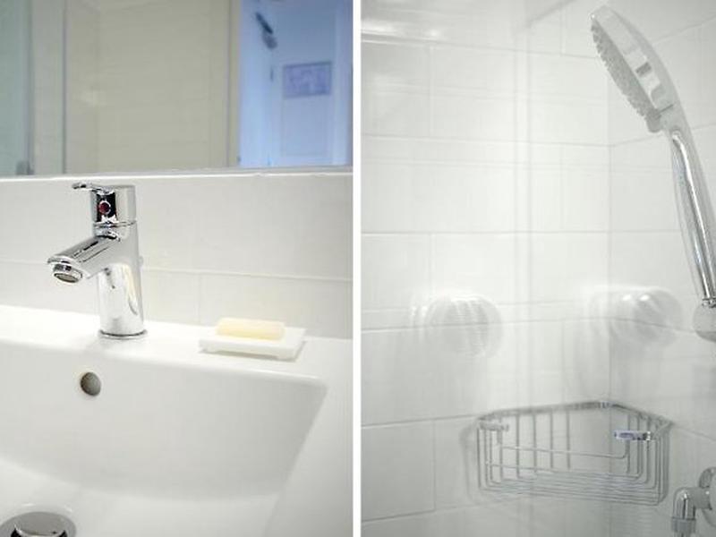 23483213A70C3B32E66B4DBEA45E9C0E