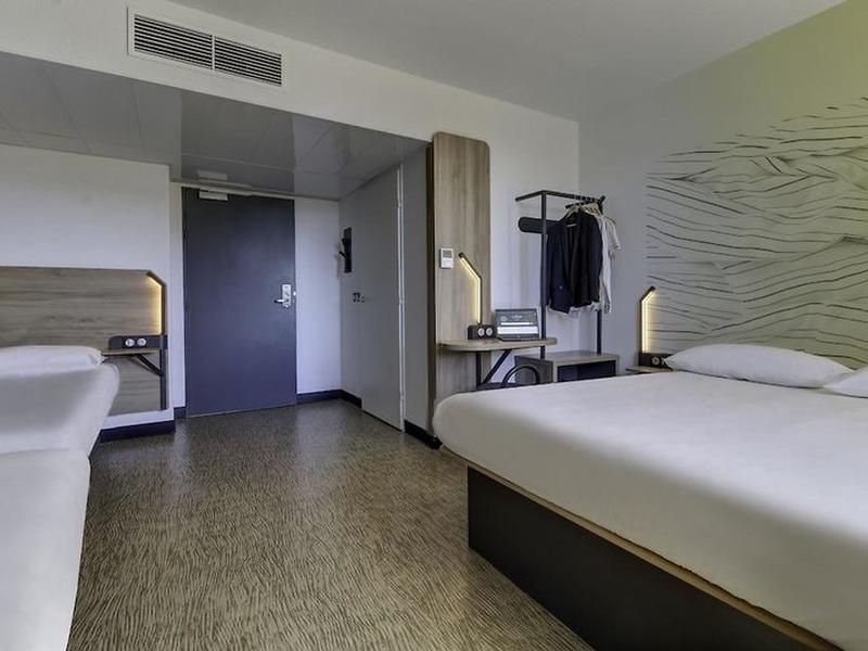 627D7EE22022789266B51D39DF1C1DD5