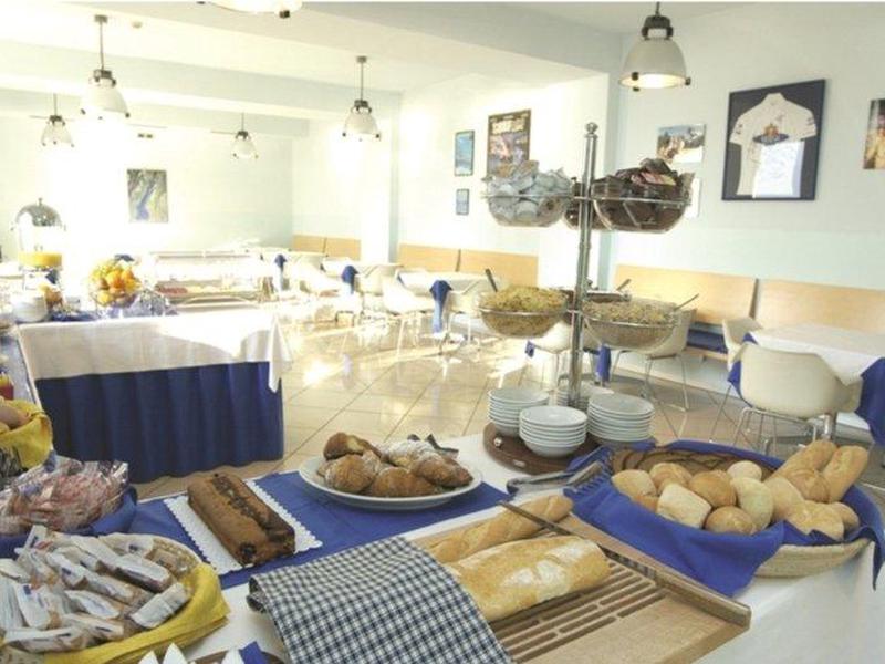 52284E9C7EEDCF94B42BED900A41FFC2