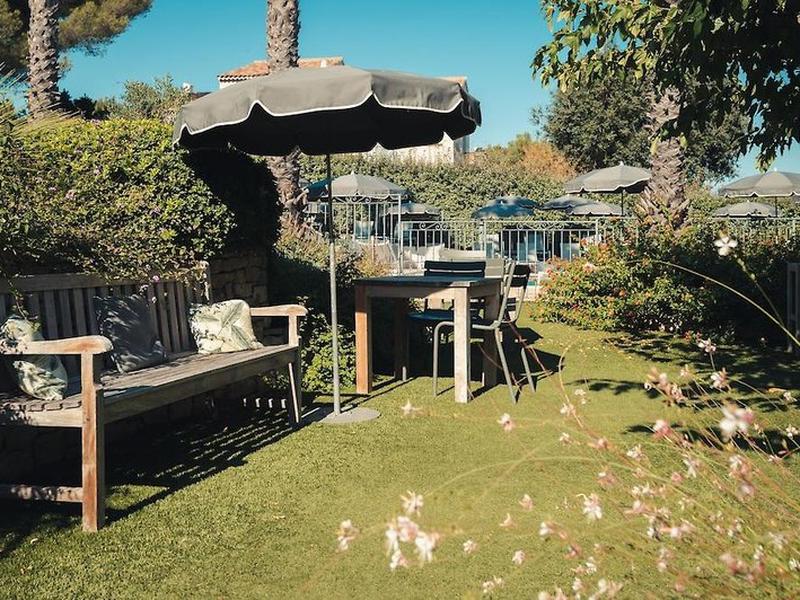 A8D8ECA52482D5364BDC510A79B77D5B