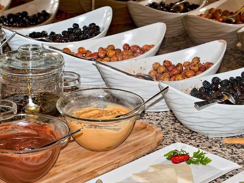 0E1503C1794DA10E6694988525DFC9D2