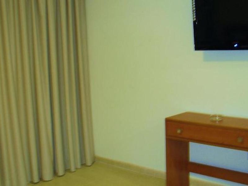 058B94D43F1D360370B2DE3D3D081E0D