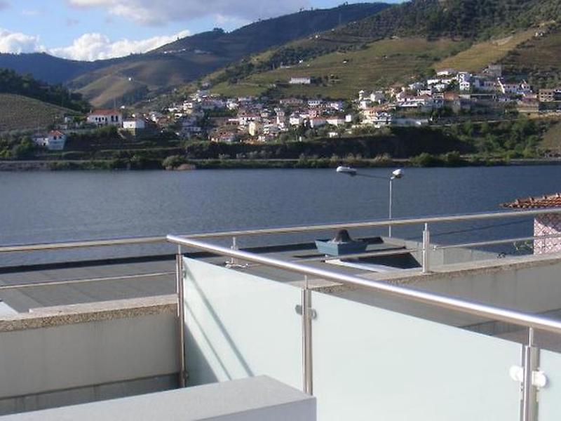 AC1400A930F7C5D3B93F454330A43A79