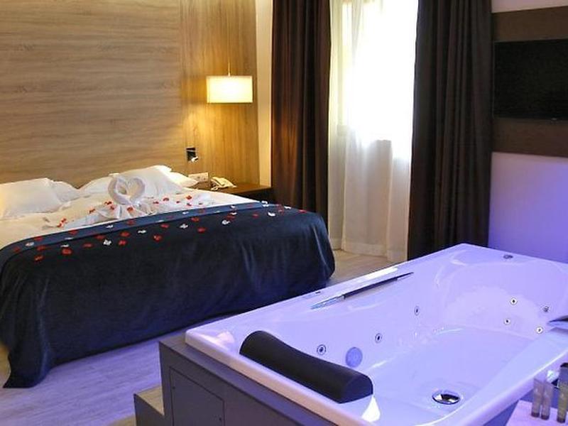 C0EAF7EA861870DEFA1509D52398082B