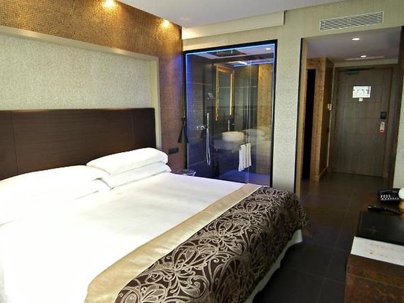 FD36398C3E395AFAF565B91504613971