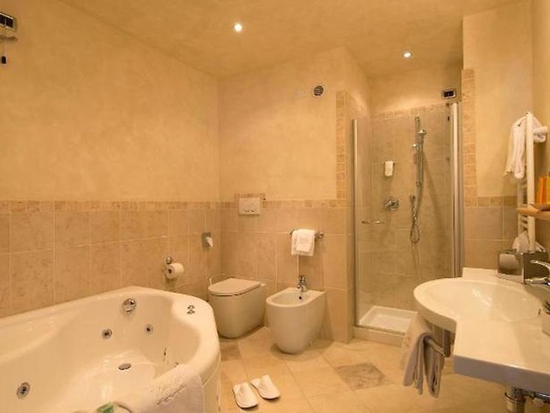 725063A4DDB4960CF4234CB99D5B98EE