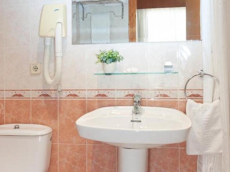 E0C1B67EAEFED4E4C927ADB0E8E4F963