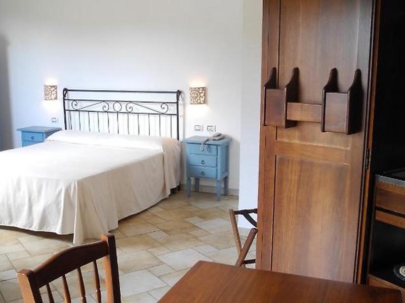 38DBE1E1EFD306174F24B14E94416773