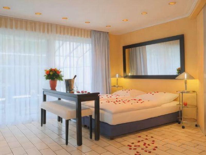 FAE97F1440E4783B687B6BA26471D4B5