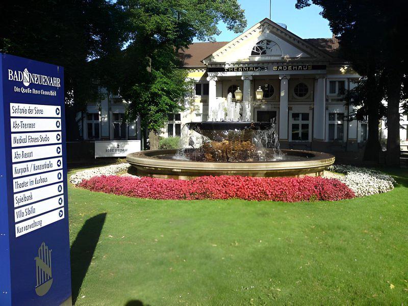 5E0CD34FFAA77F529F1699F18FAC3158