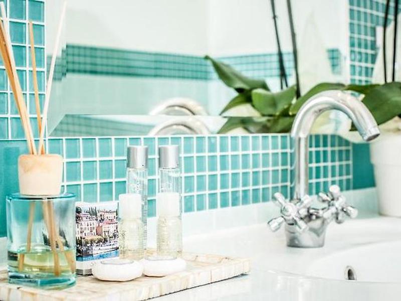 E7BAA9AACB9DCA09C345B217134822A2