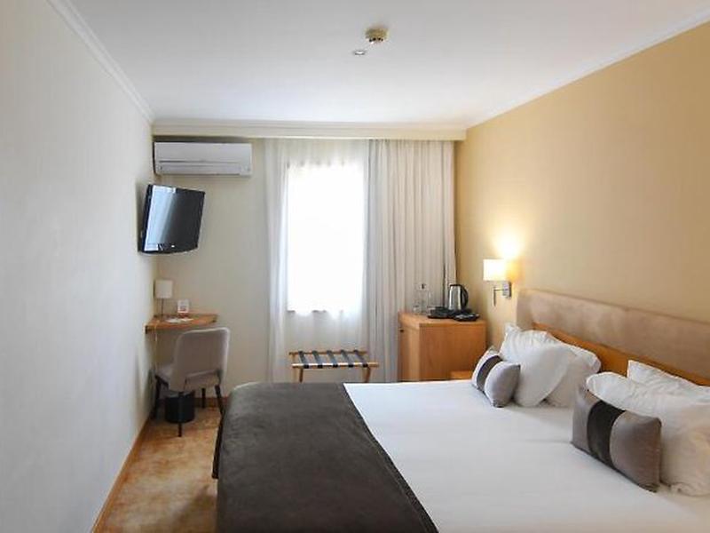 C05EC7D42FA0FC4B4F4ECF1D7F46BE8F