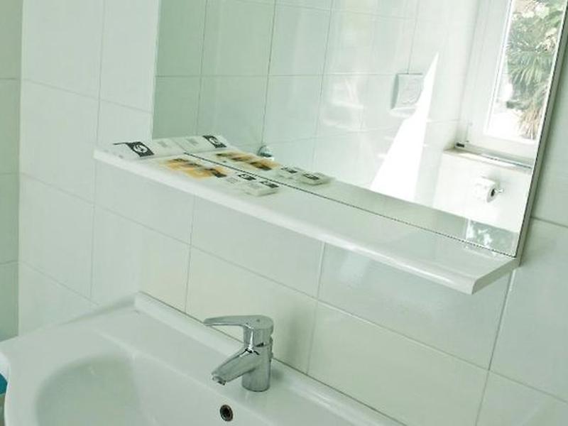 6ACA0274117569A5F432AE31794284C9