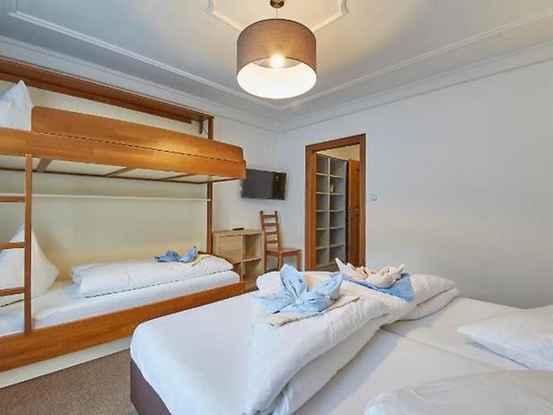 C5989B6C671B672ABA971A95CA9DF7BA