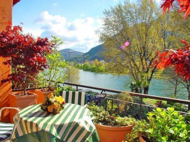 1B148D05EBD4B491644F2C01ABE93E5D