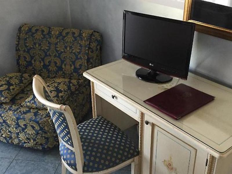 4ACF2C02352AD3BAFE0EEF662722DC19