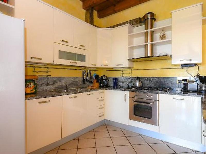 FB66770F719F8E9267FF895E66F7ADC0