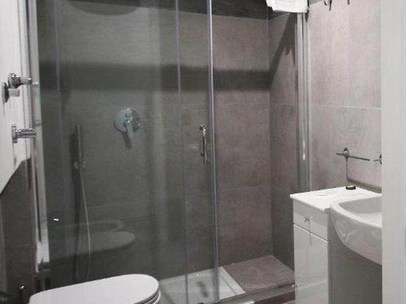 7948765660BEE052FDC294A2FC574AAF