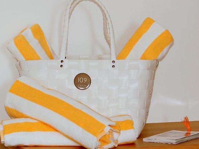 5F98D519CEF8F669C2B7DAE62D70420C