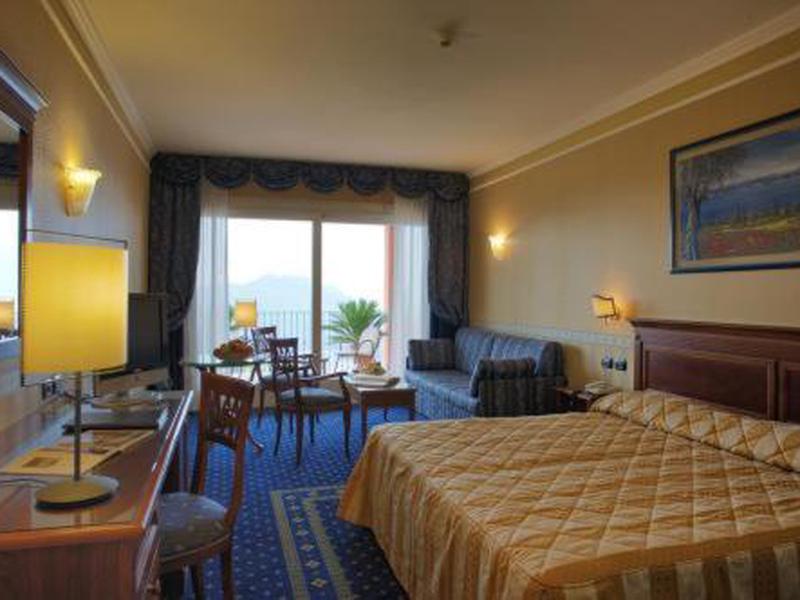 A8D1DFF5A3E676F7A1130B6A936C877C