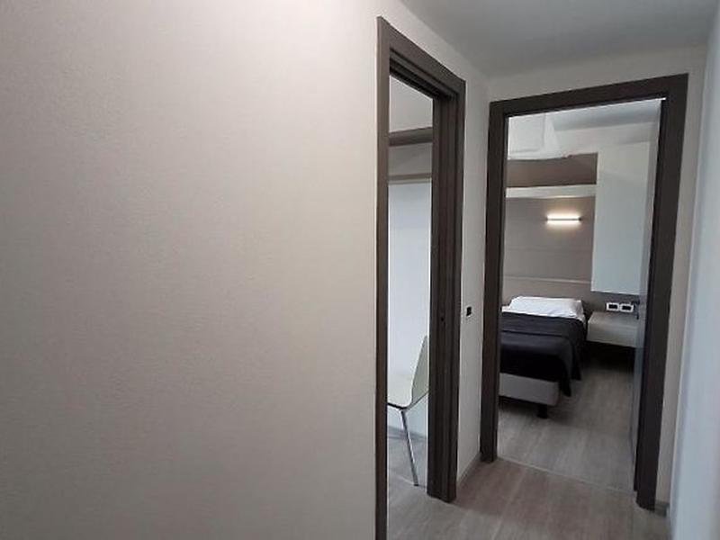 7EE2DAE71C922457F493994005FE38D4