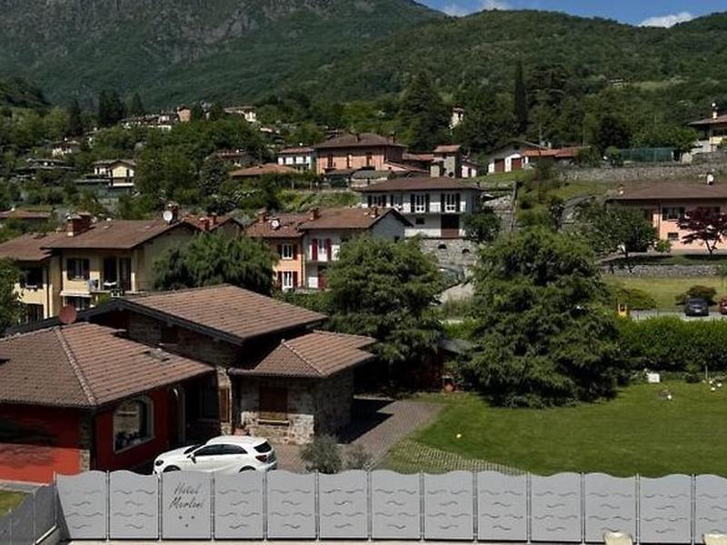 AA6CD359DE77612857174B141E51F83C