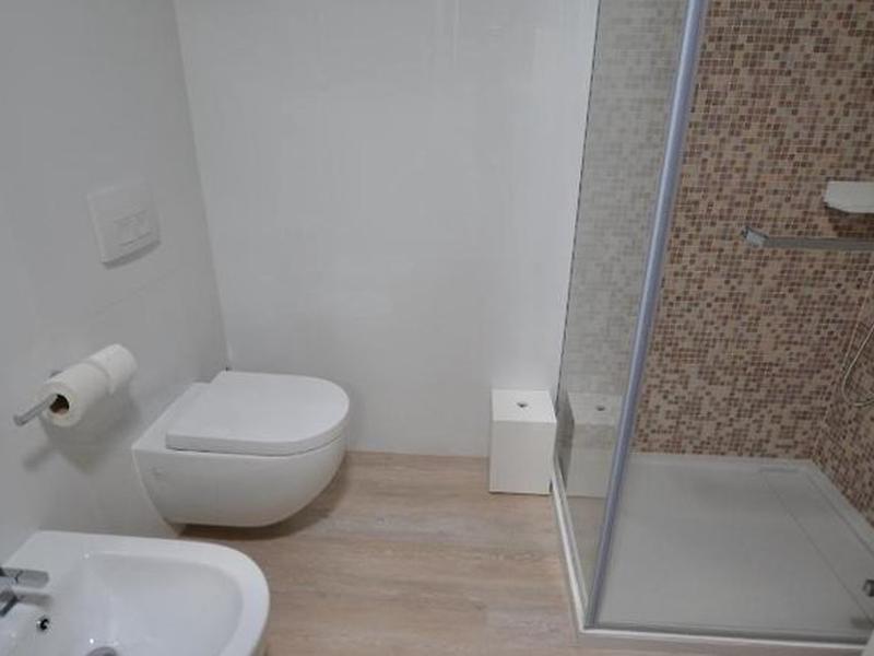 DD8E0D920404381A76B120594685F38B