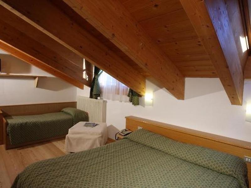 374740370D5DA625B5BC8CCFB4AF369F