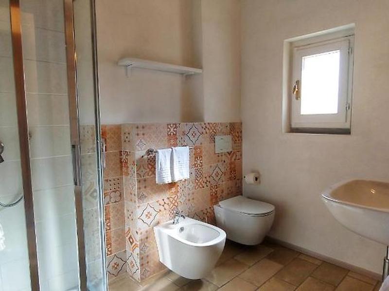 E7B8D1B91D852C4641A2CFA7E43A4385