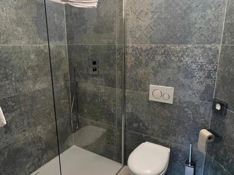 162E3D69A14928C42748E21538AFC7F4