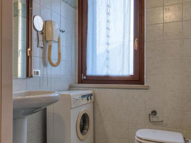 2367B0041E395EA20EFA2E2BB7E54455