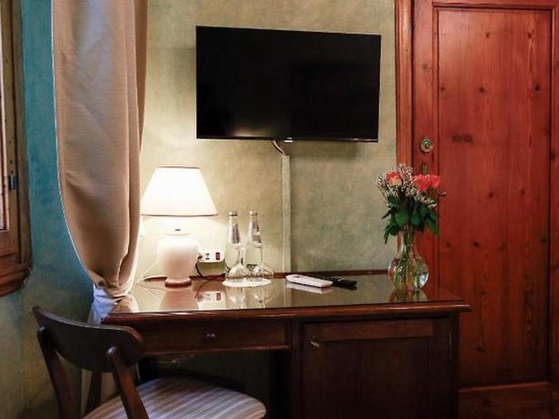 294A8D738EB0D6C422498134CE8611F1