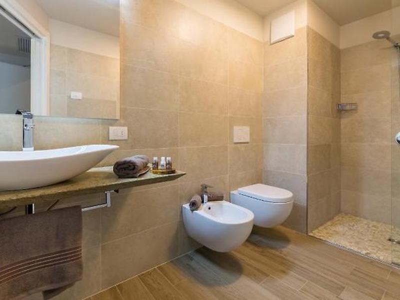 80B5BD42F8AF1C2673DFF775E932F15E