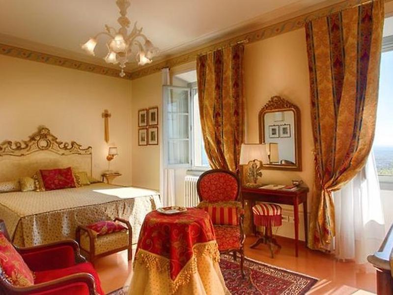 5FD9A6E410BF592C2750C2925A9F1BAC