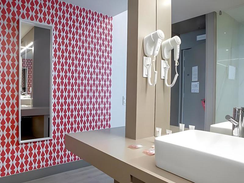 E3FF013AB68E5A25778C245390107D41