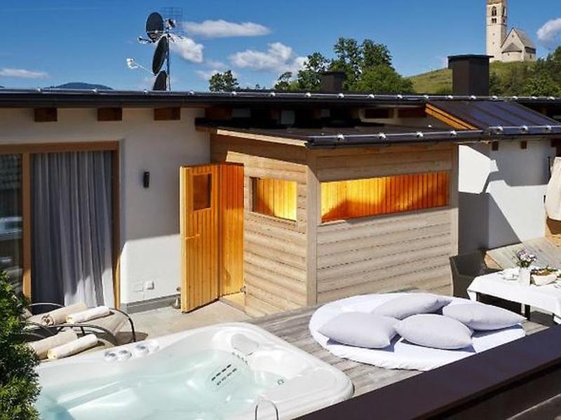 6867586C75A642BED4A48A1D310E8346