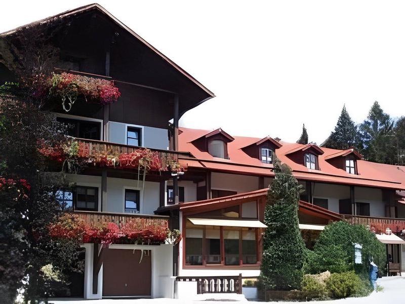 8053E83EE2F4AC41C5BBC8A781C3BFF5