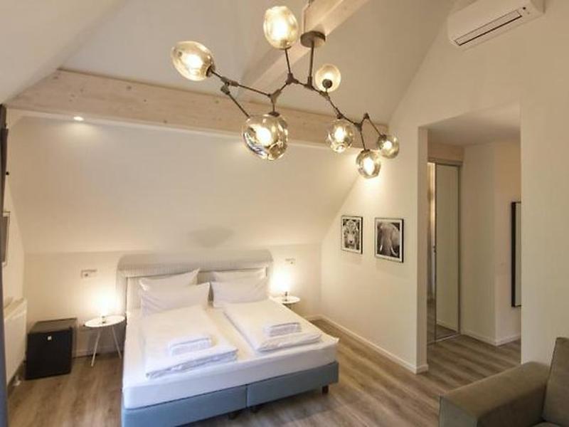 7E98AD48E5D28BD3DB56EB18880A8D2A