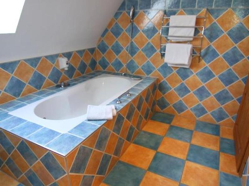 23164463E281D44C3405DC52D4EA9139