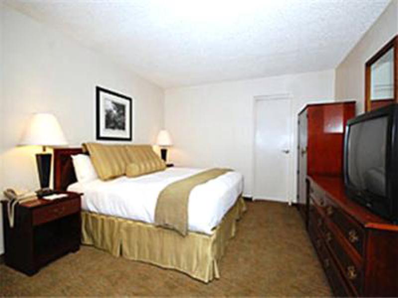 847AB10D783BDF4AA2274909E7504808