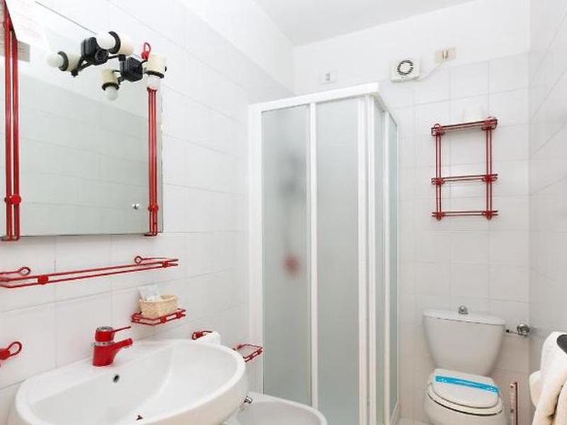 8F584B2205D522D7A8E00AA22926A5A5