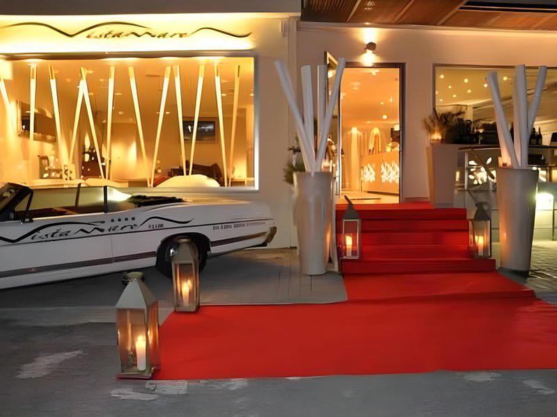 E6DED91AE9FA1BE840BE8C73B02B9A18