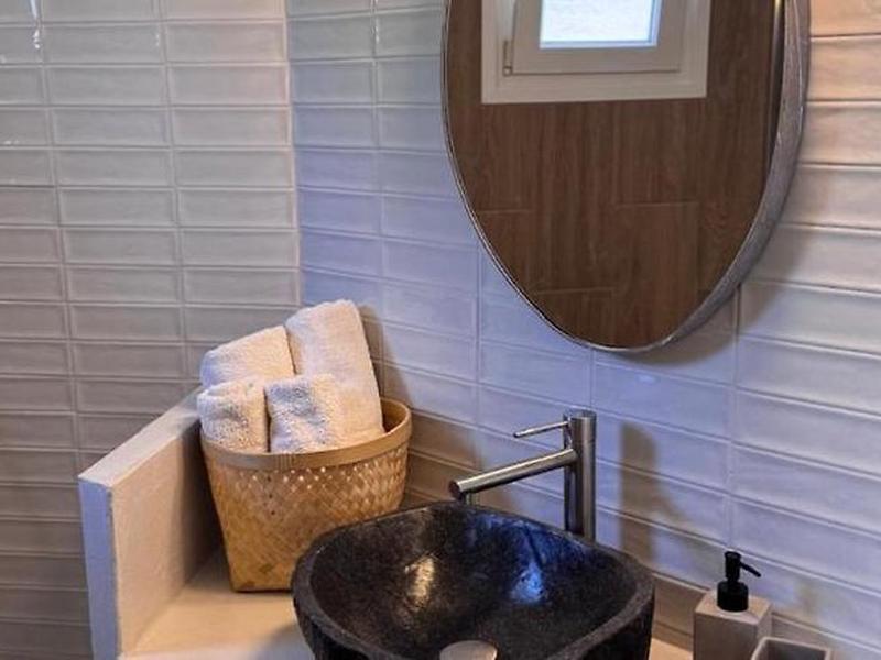 4A512F2C3EAA79E4AF38D40FF97AC5FB