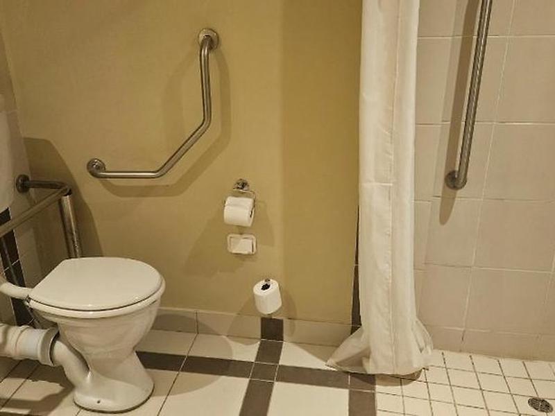 F57145B798E3B9ED93BD40A976441476